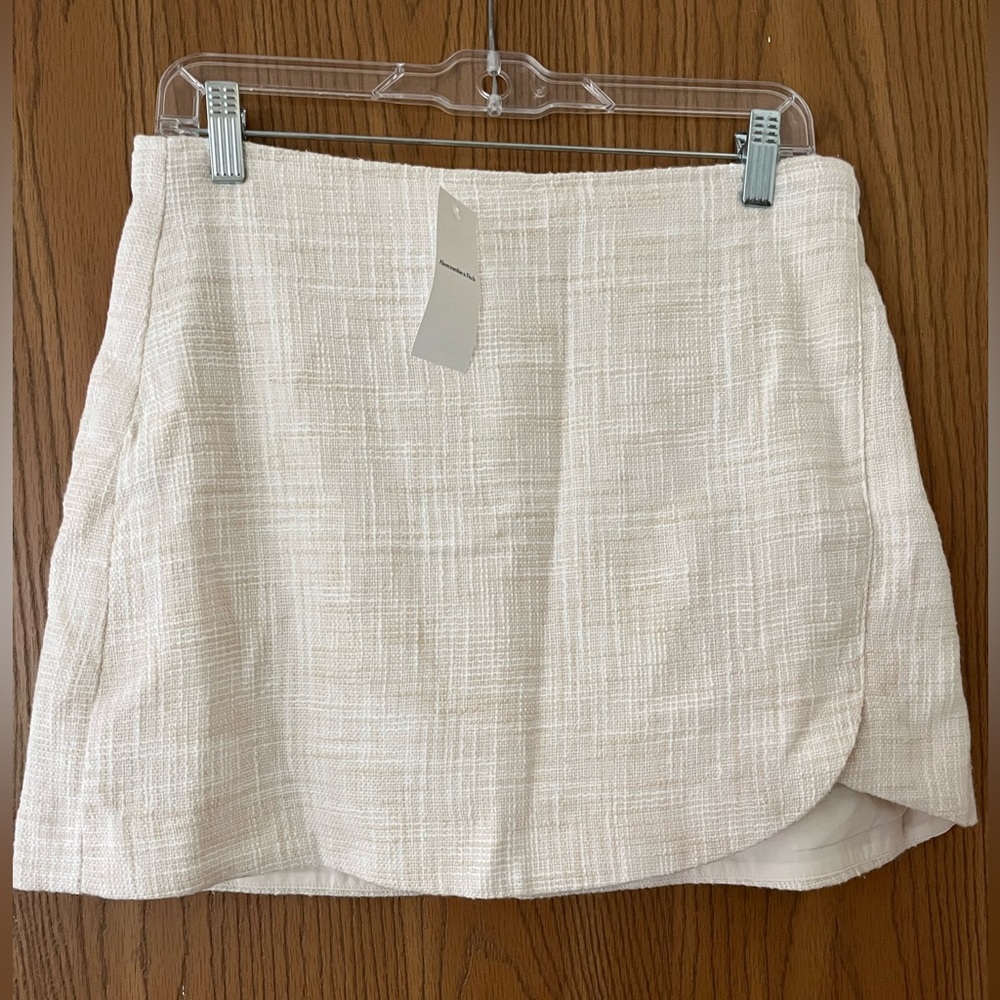 Abercrombie tweed wrap skort